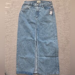 Denim Jean Skirt Front Slit NWT. Size 10